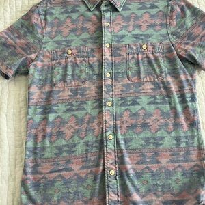 Faherty Men’s medium green & Pink Casual Button Down Shirt w/ Geometric Pattern